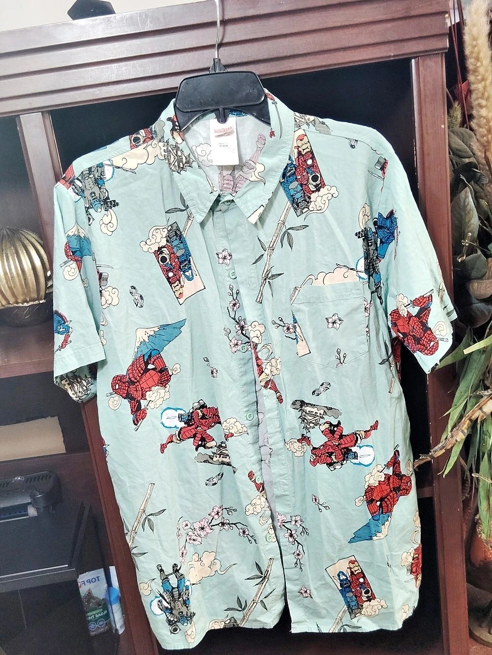 Marvel Samurai Avengers Short Sleeve Button-Down Shirt Medium